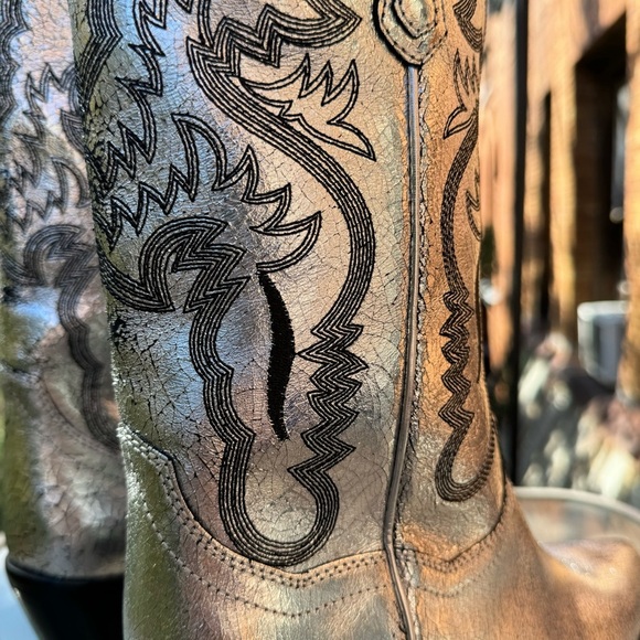 New Jeffrey Campbell Dagget Boots Western Heeled Cowboy Silver Black Womens 8 - Picture 12 of 14